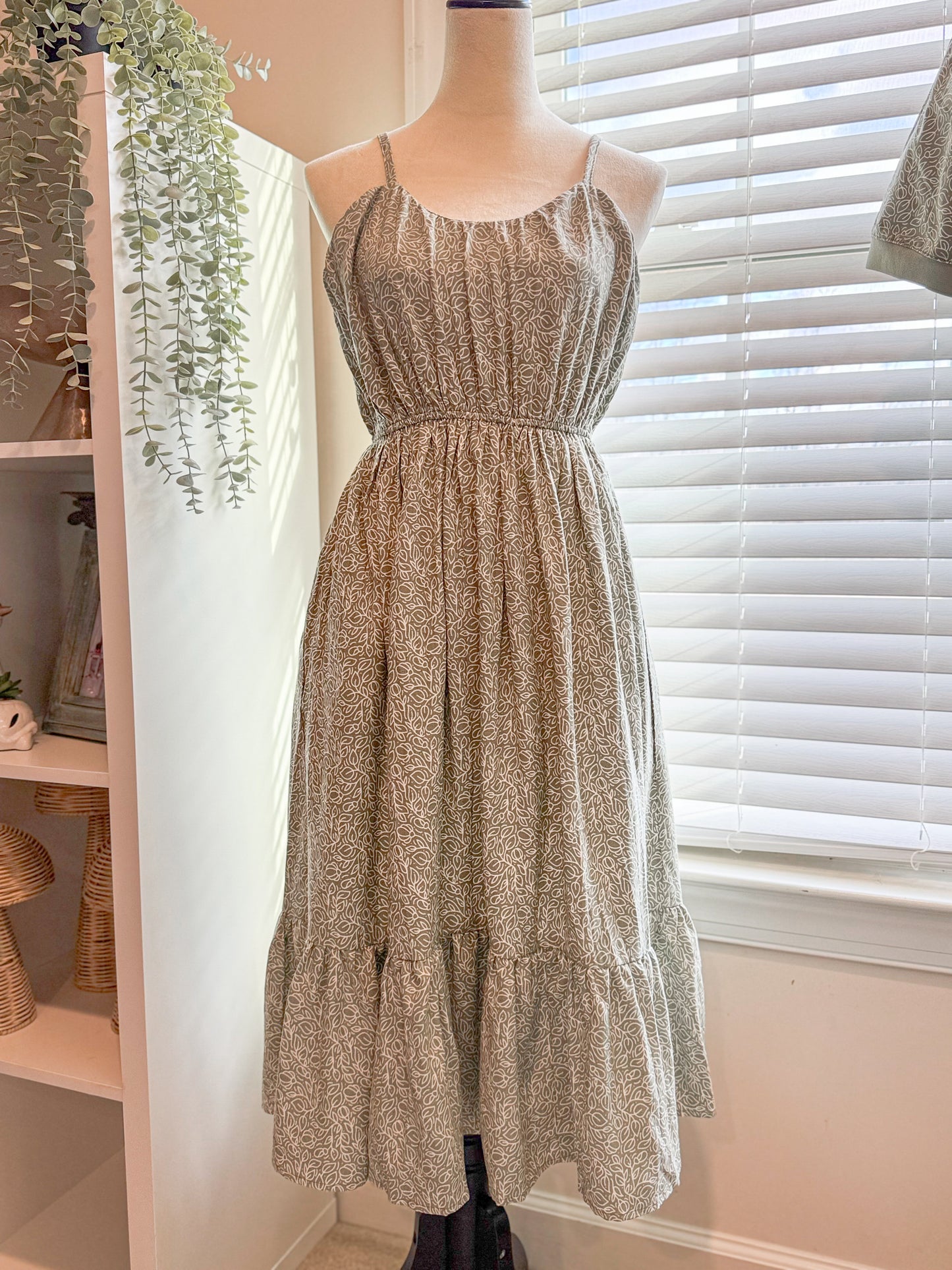 Ivy Inverse Adult Dress