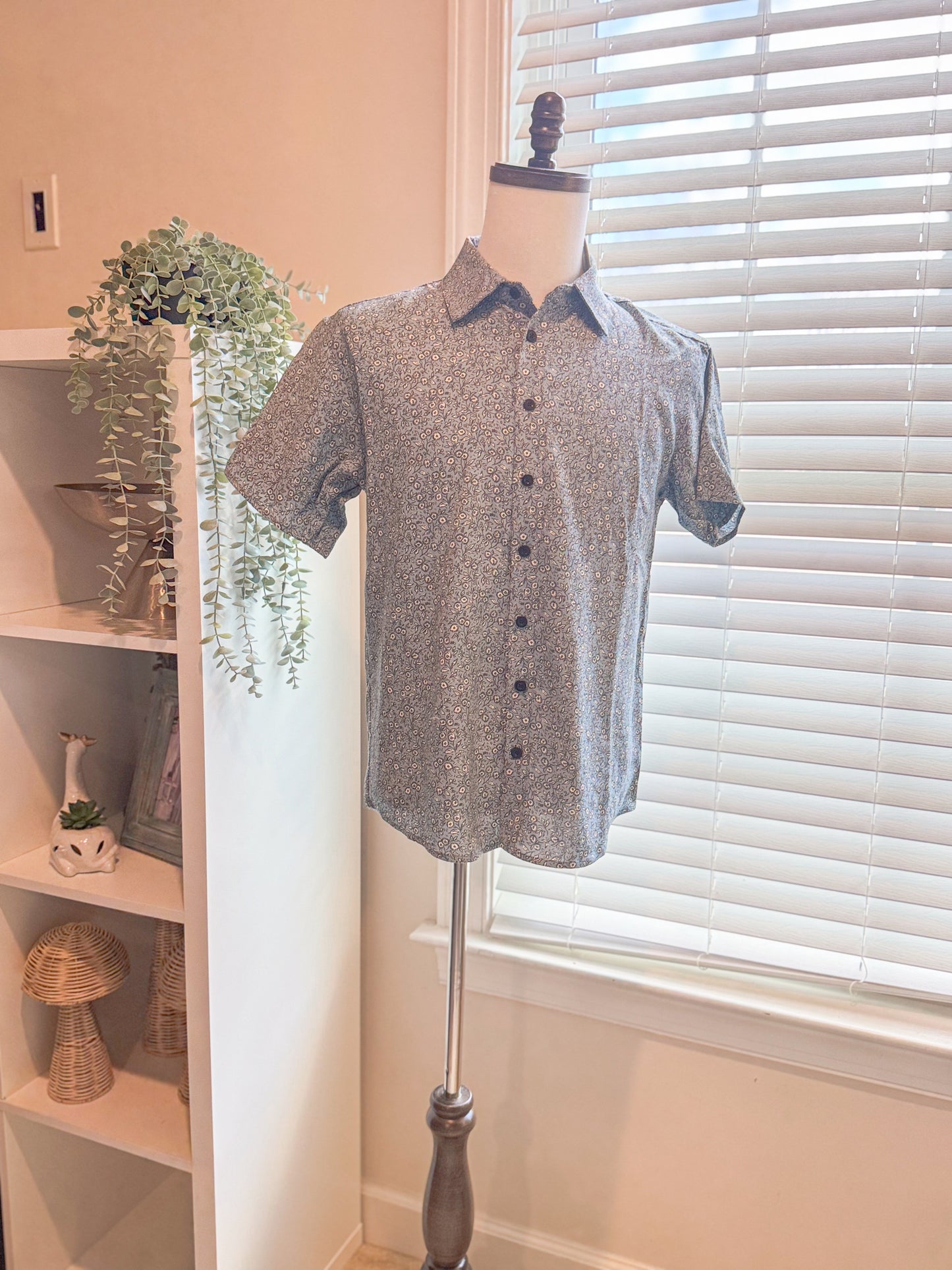 Flory Adult Button-Down Shirt